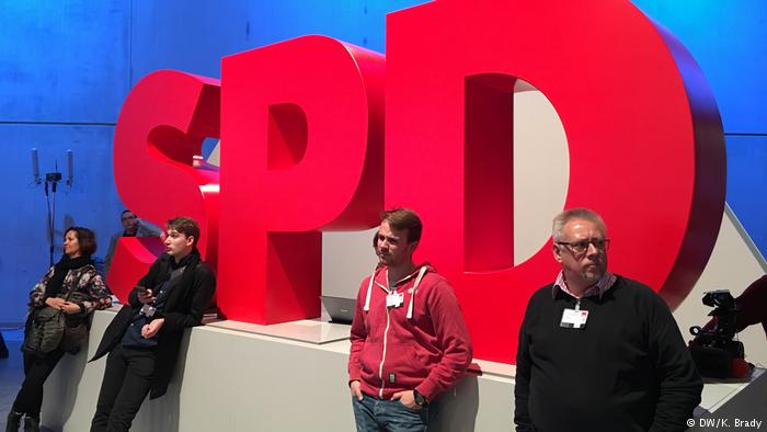 DW : Σε γιατροσόφια καταφεύγουν οι Σοσιαλδημοκράτες