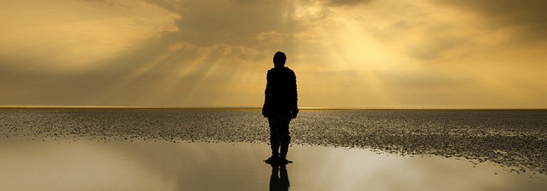 Η μοναξιά αυξάνει ως και 40% τον κίνδυνο άνοιας