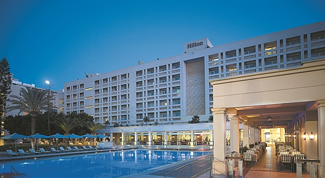 10 στην κούρσα για το «Hilton» Κύπρου