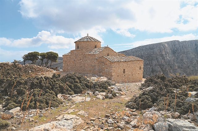 Η αναγέννηση της Αγίας Κυριακής