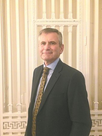 Τομ Ντάουντλ: «Εγκληματικά δίκτυα εκμεταλλεύονται τους μετανάστες»