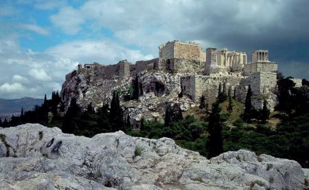 Ουμπέρτο Εκο: Μοναδικός και έγκυρος ξεναγός στην Αρχαία Ελλάδα
