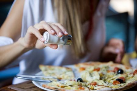 Η Google μπορεί να εντοπίσει τα εστιατόρια που είναι πιθανό να πάθει κανείς τροφική δηλητηρίαση