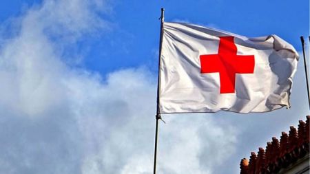 Καθαιρέθηκε ο πρόεδρος του Ελληνικού Ερυθρού Σταυρού – Ποιος αναλαμβάνει