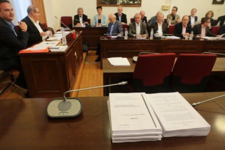 Εξεταστική Επιτροπή: Καβγάς για τις δηλώσεις Γεωργιάδη – Λοβέρδου
