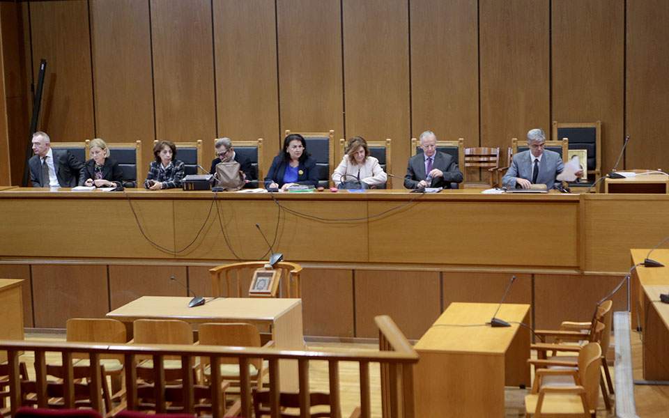 Μέτρα για επιτάχυνση της δίκης της Χρυσής Αυγής