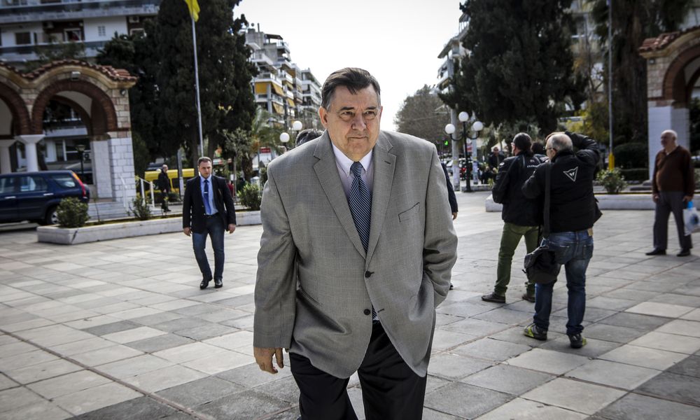 Ο «Κάϊν» ανέλαβε την ευθύνη για την κόκκινη μπογιά και τα τζάμια στο σπίτι του Προέδρου του ΛΑΟΣ