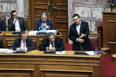 Εμπόριο ελπίδας και ψήφων