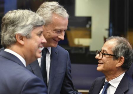 Ρώμη-Βρυξέλλες : Συνεχίζεται ο διάλογος, παραμένουν οι διαφορές