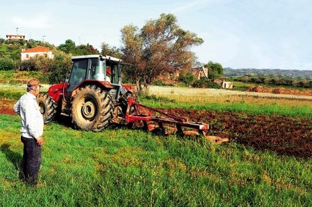 6.500 «κατάσκοποι» στα χωράφια