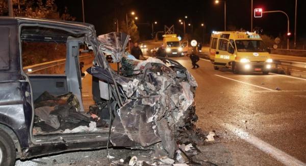 Θεσσαλονίκη : Ενας 4χρονος το θύμα της σύγκρουσης βαν με νταλίκα