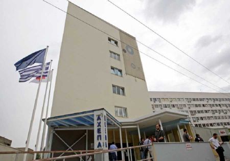 Θύμα ληστείας 67χρονος πανεπιστημιακός σε ΑΤΜ του νοσοκομείου ΑΧΕΠΑ