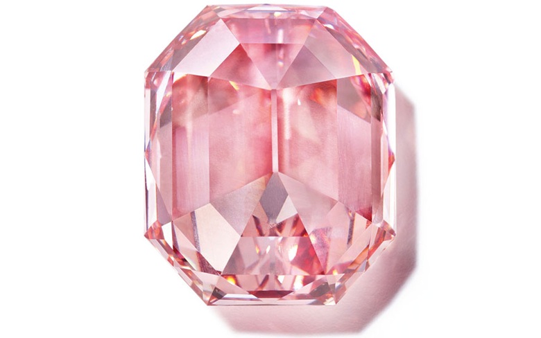 Στο σφυρί σπάνιο ροζ διαμάντι – Αναμένεται να καταρρίψει το ρεκόρ τιμής