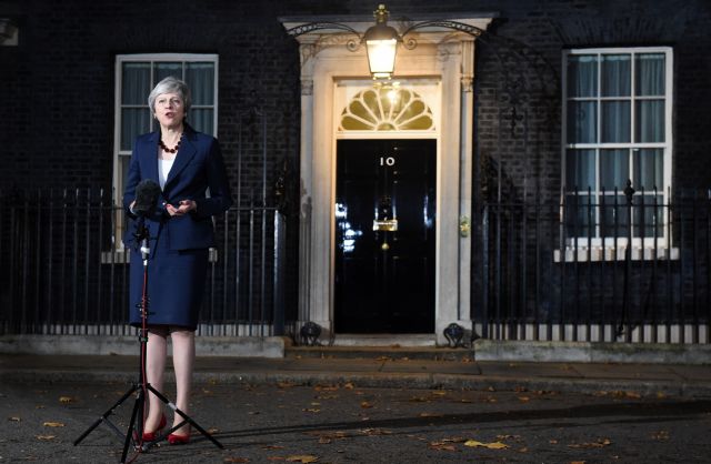 «Πράσινο φως» στο σχέδιο του Brexit από το υπουργικό συμβούλιο