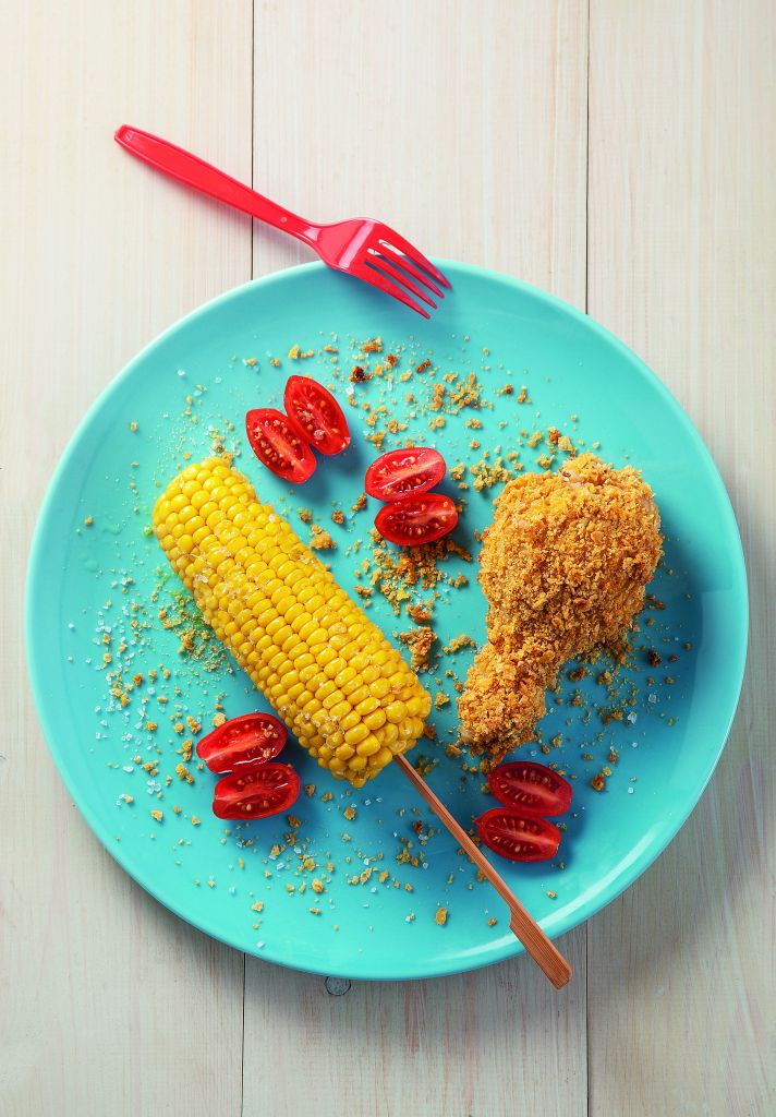 Mπουτάκια κοτόπουλου παναρισμένα σε κορν φλέικς