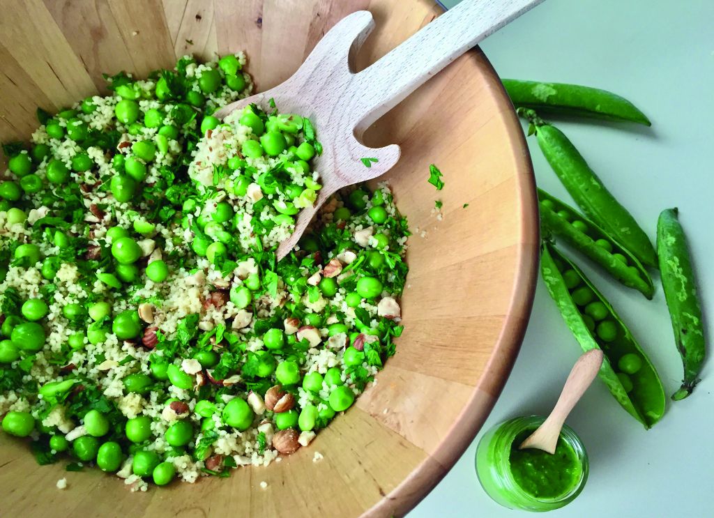 Σαλάτα με κατεψυγμένο αρακά και κουσκούς