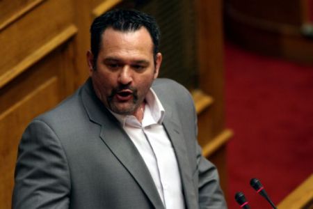 Νέα πρόκληση ΧΑ : Αμφισβήτησαν ότι υπήρξαν νεκροί στην εξέγερση του Πολυτεχνείου