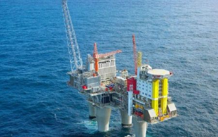 Σε διεθνή απομόνωση η Τουρκία, απειλεί αλλά δεν έχει πολλά περιθώρια αντίδρασης