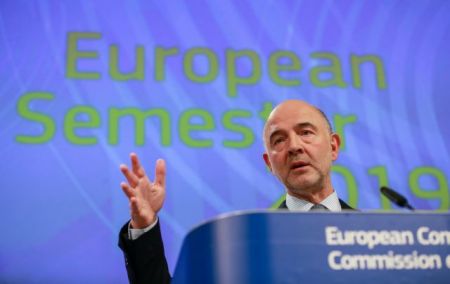 Βρυξέλλες: Πράσινο φως για τη μη περικοπή των συντάξεων το 2019