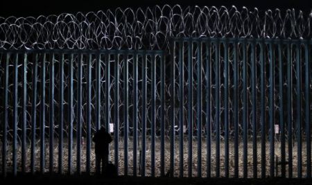 Τραμπ: Ο στρατός μας στα σύνορα με το Μεξικό έχει λάβει άδεια θανάσιμης βίας