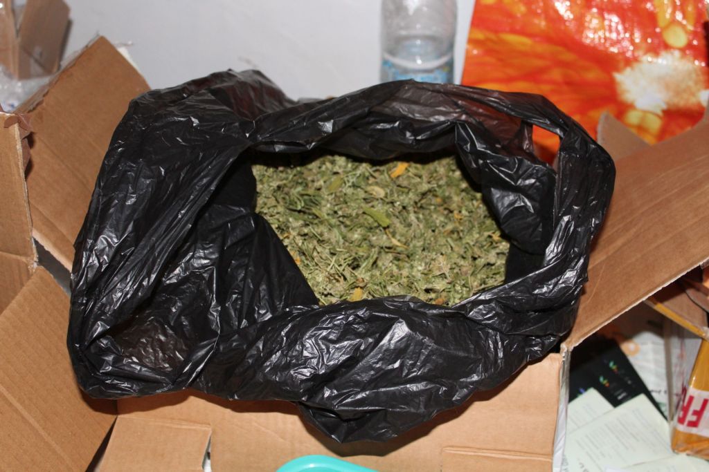 Συλλήψεις στον Πειραιά για παράβαση νόμου περί εξαρτησιογόνων ουσιών