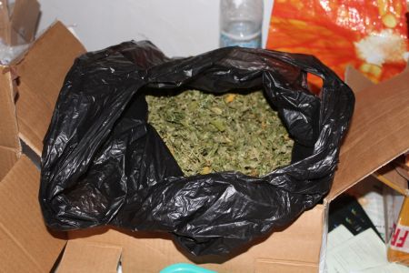 Συλλήψεις στον Πειραιά για παράβαση νόμου περί εξαρτησιογόνων ουσιών