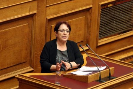 Παπαρήγα : Χρειάζεται να σημάνει ξεσηκωμός από το λαό και τη νεολαία
