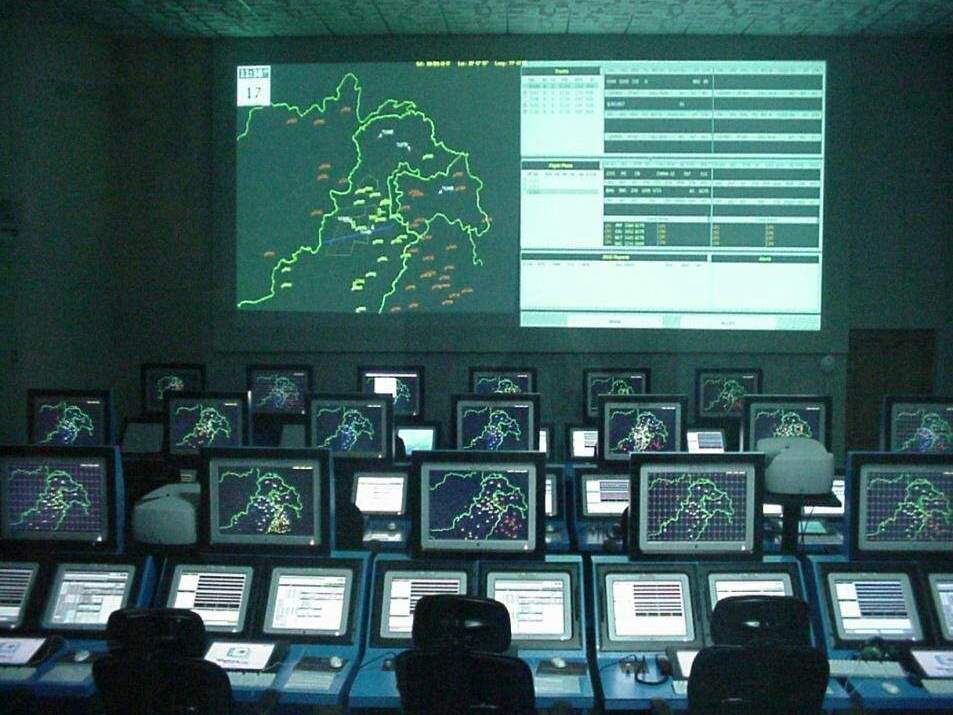 Πρώην υπουργοί θα καταθέσουν στη δίκη για το C4I