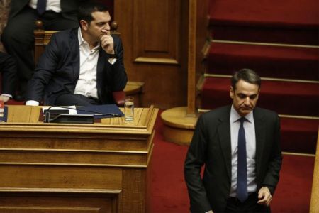 Μητσοτάκης: Με ποιους είστε κ. Τσίπρα με τους φοιτητές ή τις συμμορίες των τραμπούκων;