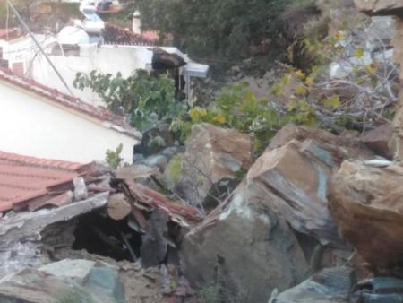 Λέσβος – Πλωμάρι: Οι επιστήμονες θα ερευνήσουν τις κατολισθήσεις βράχων