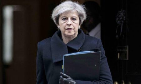 Μέι σε Βρετανούς: Στηρίξτε τη συμφωνία για το Brexit