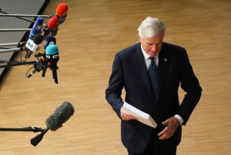 Μπαρνιέ – Brexit: Ηρθε η ώρα να αναλάβουν όλοι τις ευθύνες τους