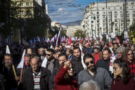 Κλειστό το κέντρο της Αθήνας – Εξω από την Βουλή το ΠΑΜΕ – Στην Κλαυθμώνος η ΓΣΕΕ