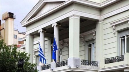 ΥΠΕΞ: Η Ελλάδα δεν πρόκειται να παρασυρθεί στις εξάρσεις επιθετικής ρητορικής της γείτονος