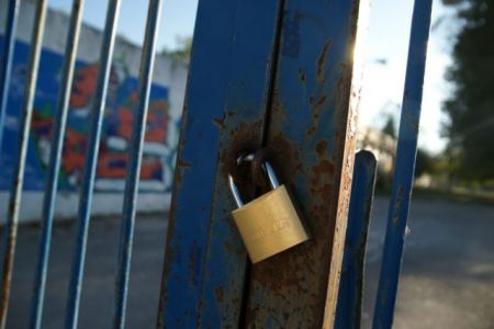 Καταδικάζει τις καταλήψεις σχολείων για το Μακεδονικό το ΚΙΝΑΛ