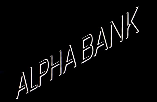 Alpha Bank: Σε Apollo και IFC «κόκκινα δάνεια» ύψους 1 δισ. ευρώ
