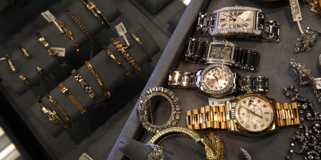 Η άγνωστη δικογραφία της ΕΛΑΣ για την «μαφία των ενεχυροδανειστηρίων»