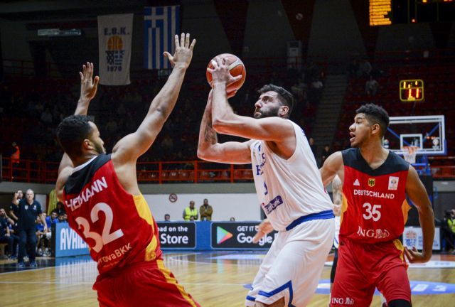 Συνέχισε αήττητη η «επίσημη αγαπημένη» με οδηγό τον Μπουρούση