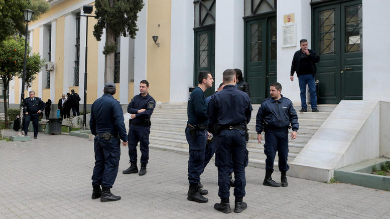 Ελεύθεροι μετά την απολογία τους 9 από τους κατηγορουμένους για λαθρεμπορία χρυσού
