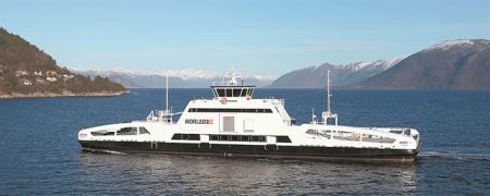 Τα πλοία μπαίνουν στην… πρίζα