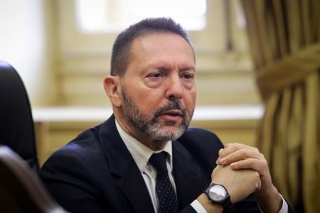 Ο Στουρνάρας, η Νουί και τα «κόκκινα» δάνεια