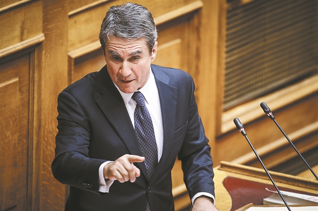 Τι επιδιώκει ο Ανδρέας Λοβέρδος