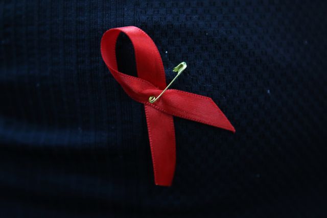 Παγκόσμια Ημέρα AIDS: 2,3 εκατ. άνθρωποι ζουν με τον ιό στην Ευρώπη