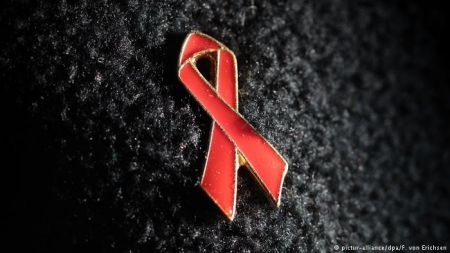 Παγκόσμια Ημέρα AIDS: Οροθετικοί στην Ελλάδα κατά του στιγματισμού