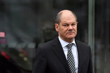 Σολτς:  η παγκόσμια οικονομική ανάπτυξη δεν είναι τόσο δυναμική όσο στο παρελθόν