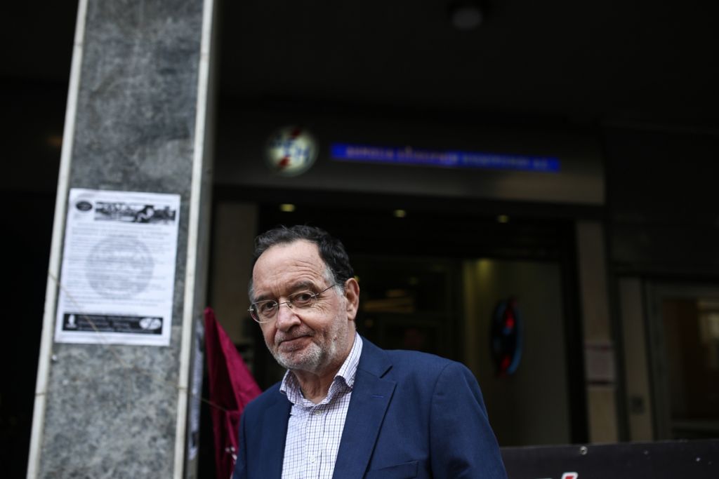 Λαφαζάνης: Σε άνευ προηγουμένου αυταρχικό κατήφορο η κυβέρνηση