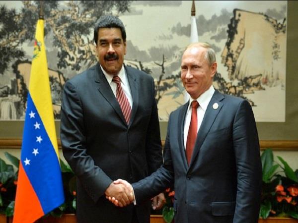 Με τον Πούτιν στη Μόσχα συναντάται ο Μαδούρο