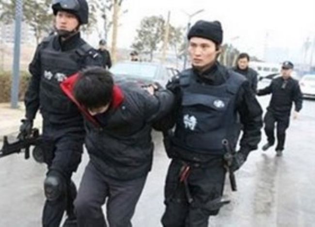 Κίνα: Στη φυλακή 280 άτομα, κύκλωμα εξαπάτησης μέσω διαδικτύου