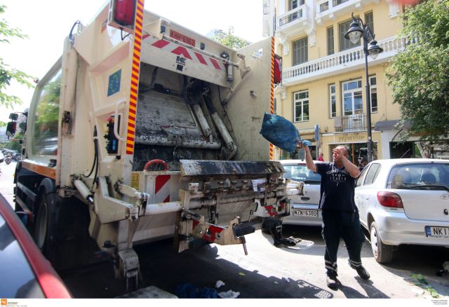 Βουλή: Τροπολογία για παράταση συμβάσεων στην καθαριότητα