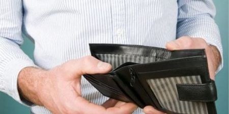 ΟΟΣΑ: Αρνητική πρωτιά της Ελλάδας στις αυξήσεις φόρων